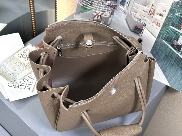 Medium Madrid bag in supple calfskin“28.5*23*11CM”-089=