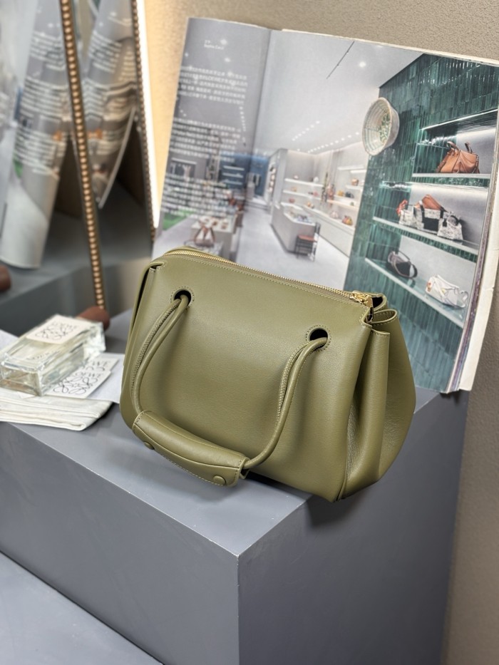 Small Madrid bag in smooth calfskin“23.5*19*10CM”-009=