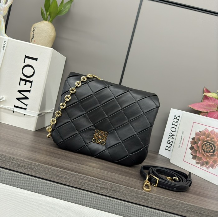 Goya Puffer Bag In Pleated Shiny Nappa Lambskin“23*17*9CM”-0021=