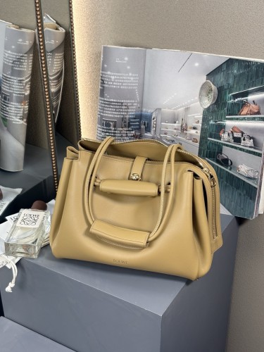 Medium Madrid bag in smooth calfskin“28.5*23*11CM”-089=