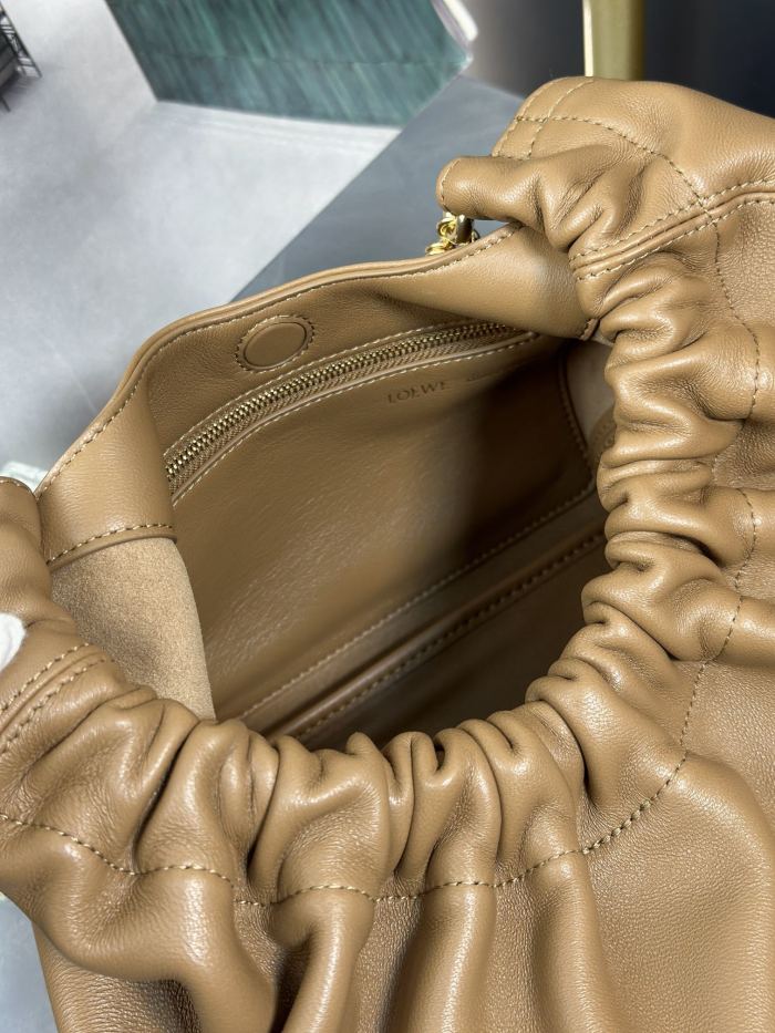 Small Nappa Leather Squeeze Bag“29*24*10.5CM”-058=