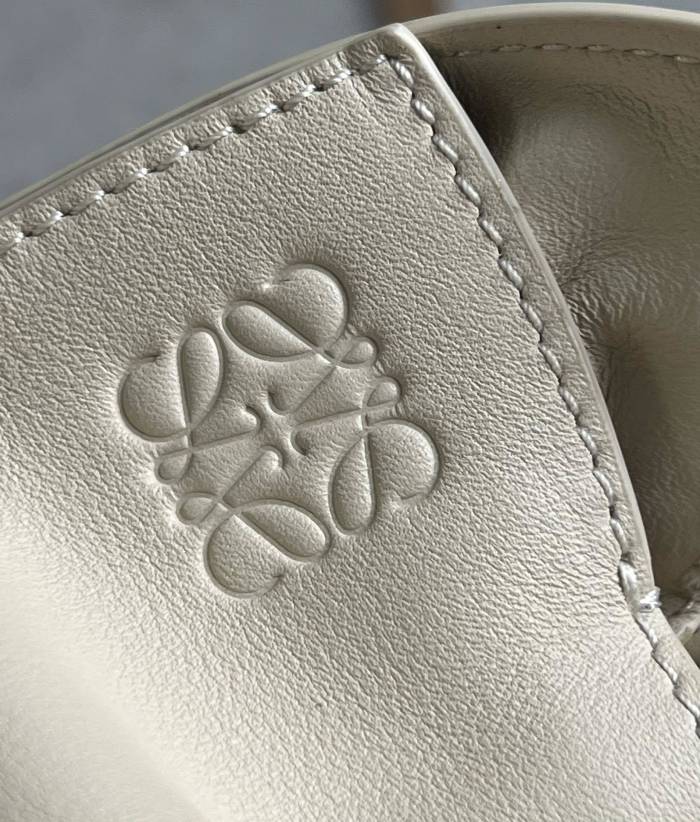 Mini Flamenco Clutch In Nappa Calfskin“30*24.5*10.5CM”-058=