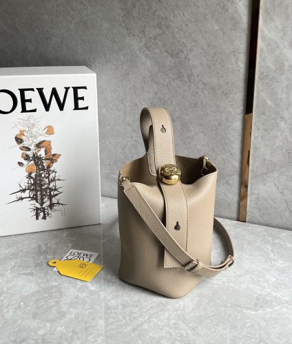 Pebble Bucket Bag In Soft Grained Calfskin“19.5*16*16CM”-009=