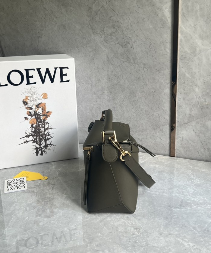Puzzle Edge Bag In Soft Grained Calfskin“24*16.5*10.5CM”-009=