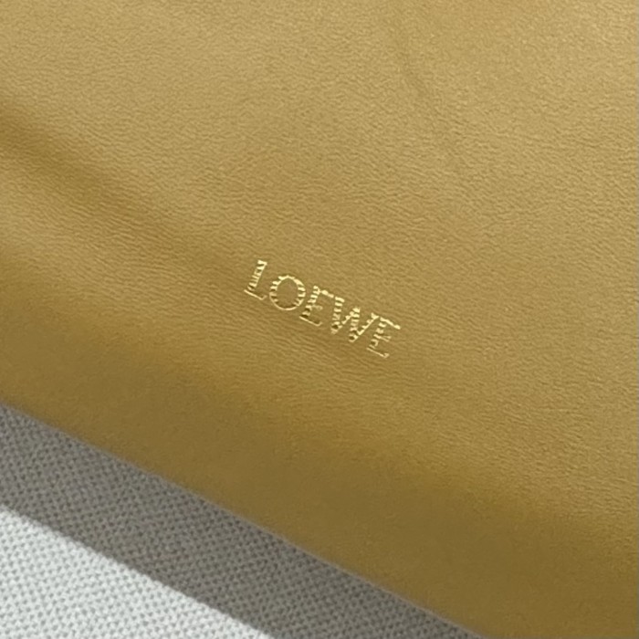 Squeeze Bag In Mellow Nappa Lambskin“29*24*10.5CM”-058=