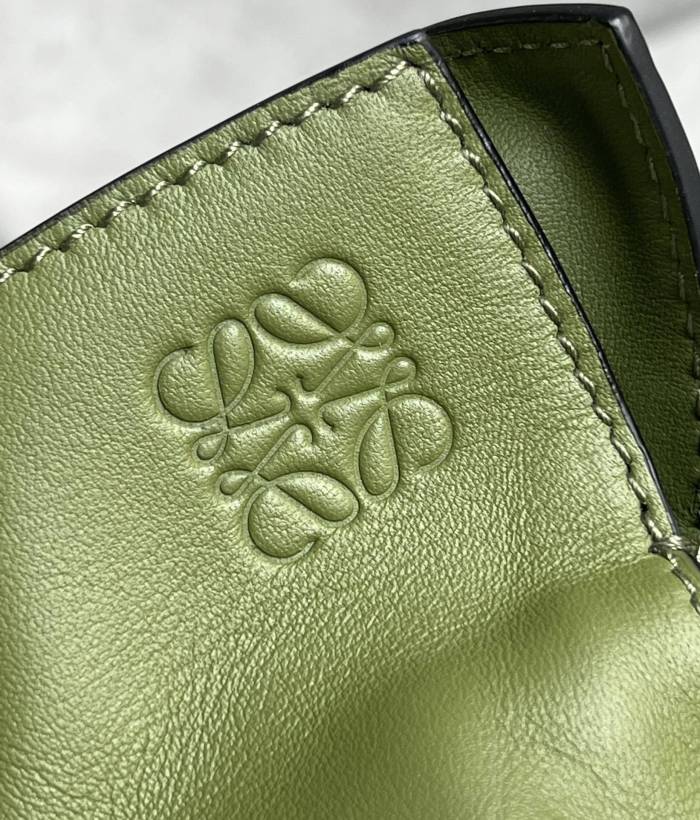 Mini Flamenco Clutch In Nappa Calfskin“30*24.5*10.5CM”-058=