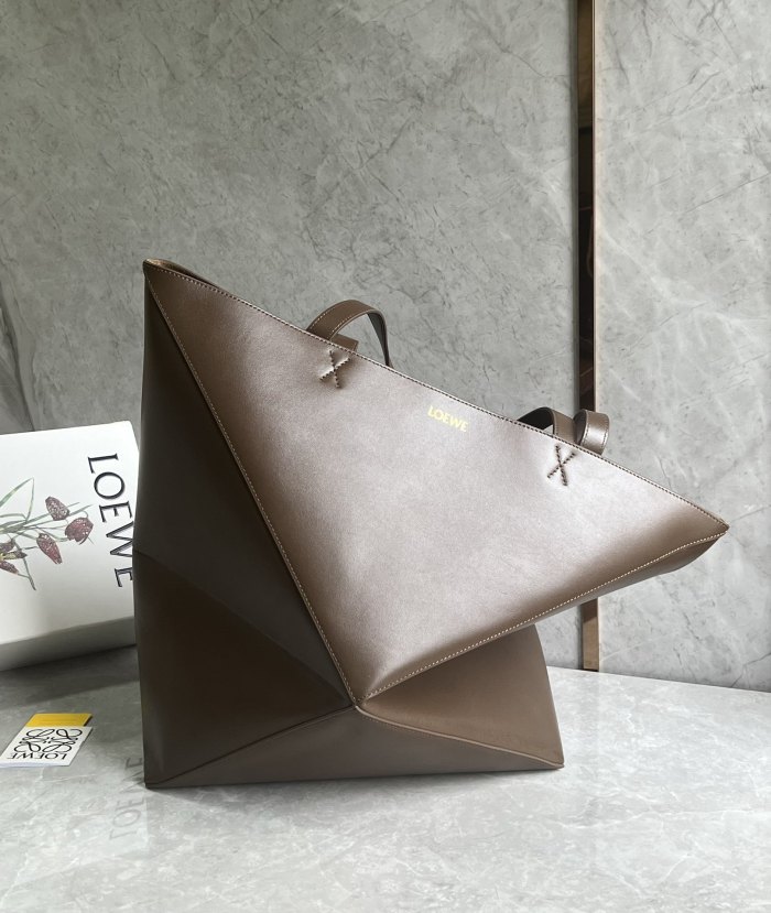 Puzzle Fold Tote In Shiny Calfskin“42*41*18CM”-0501=