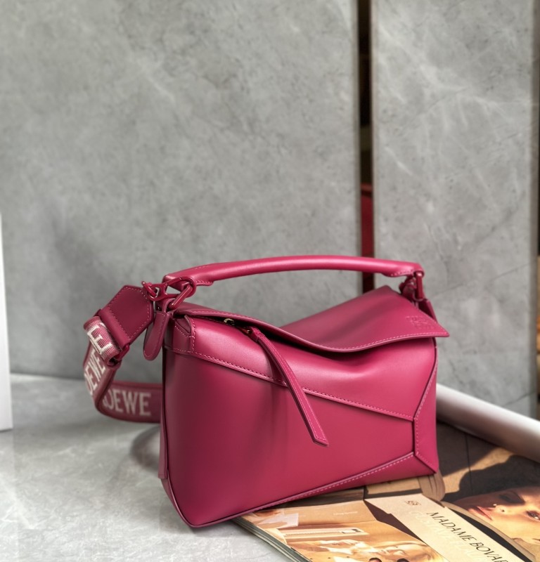 Puzzle Edge Bag In Soft Grained Calfskin“24*16.5*10.5CM”-089=