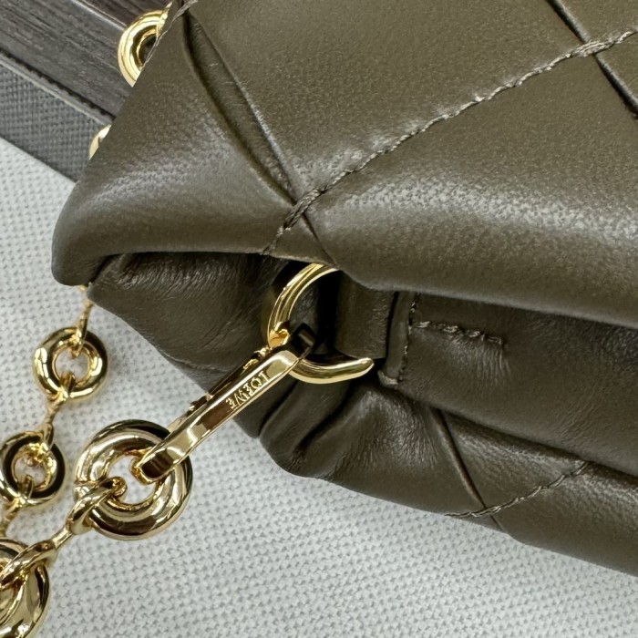 Goya Puffer Bag In Pleated Shiny Nappa Lambskin“23*17*9CM”-0021=