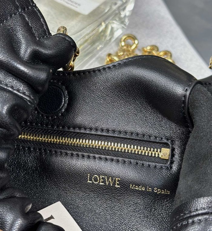 Small Nappa Leather Squeeze Bag“29*24*10.5CM”-058=