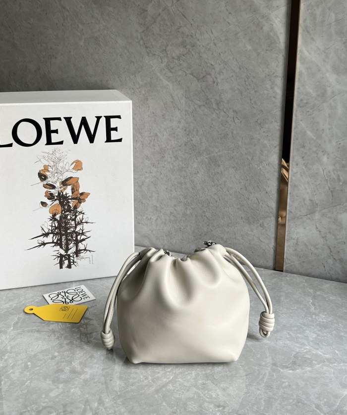 Flamenco Purse Bucket In Mellow Nappa Lambskin“23*17*5.5”-038=