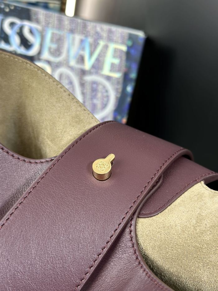 Pebble Bucket Bag In Smooth Calfskin“28*24.5*23.5CM”-087=