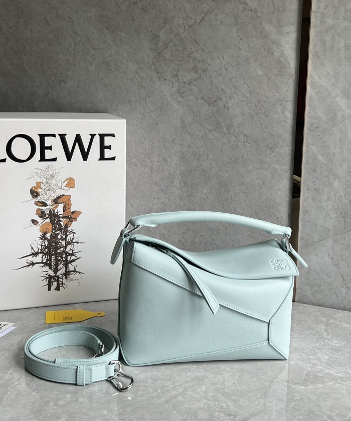 Puzzle Edge Bag In Soft Grained Calfskin“24*16.5*10.5CM”-009=