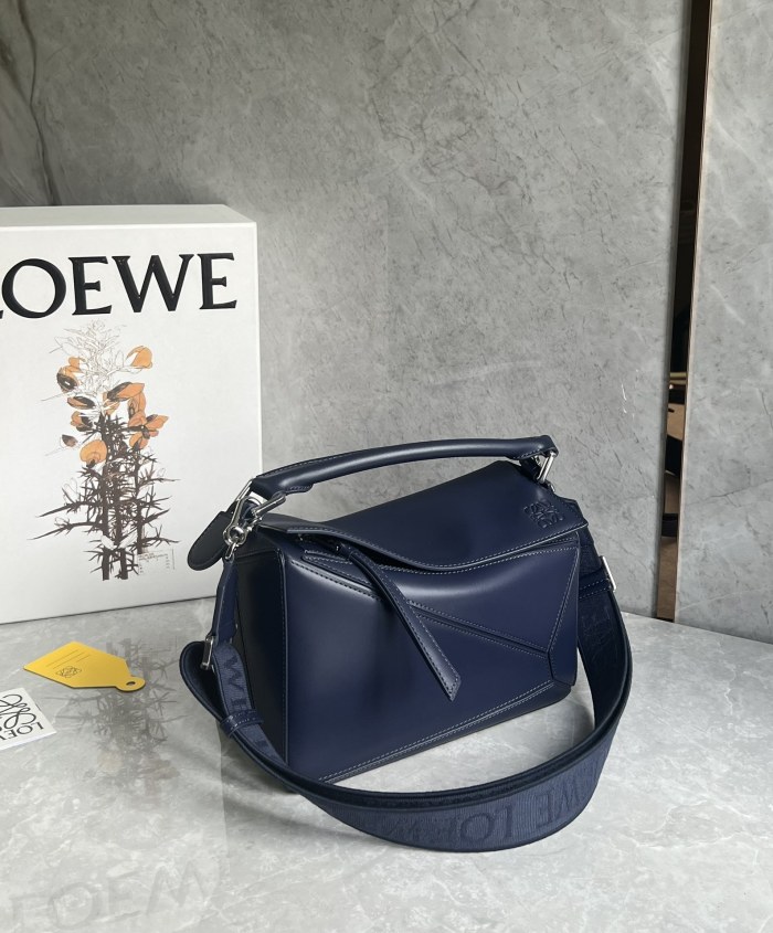 Puzzle Edge Bag In Soft Grained Calfskin“24*16.5*10.5CM”-059=