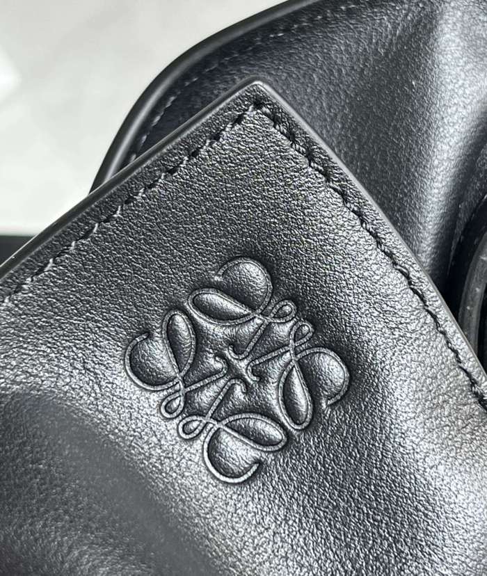 Mini Flamenco Clutch In Nappa Calfskin“30*24.5*10.5CM”-058=