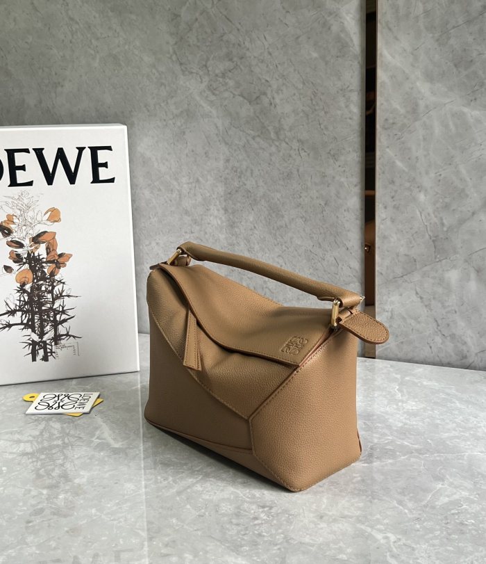 Puzzle Edge Bag In Soft Grained Calfskin“24*16.5*10.5CM”-009=