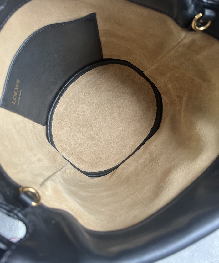 Flamenco Purse Bucket In Mellow Nappa Lambskin“32*24*17CM”-029=