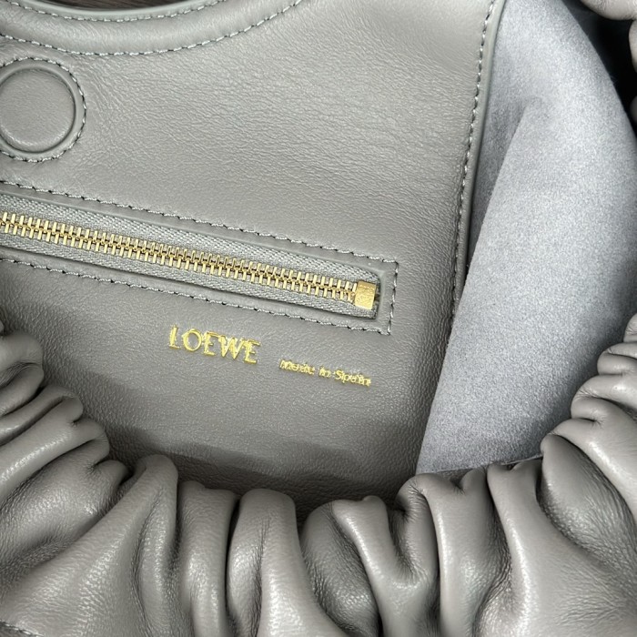 Squeeze Bag In Mellow Nappa Lambskin“34*33*13.5CM”-059=
