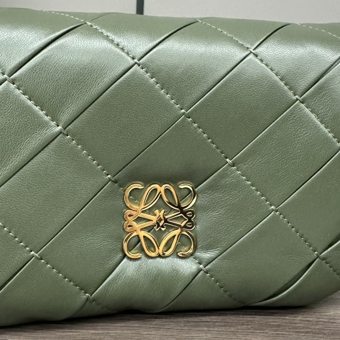 Goya Puffer Bagin Pleated Shiny Nappa Lambskin“20*13*6CM”-039=
