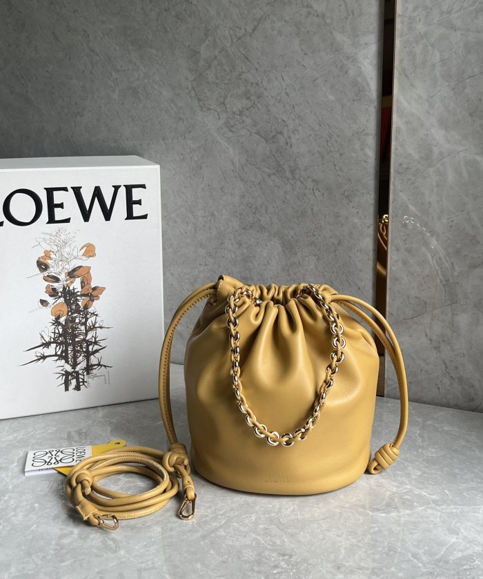 Flamenco Purse Bucket In Mellow Nappa Lambskin“32*24*17CM”-029=