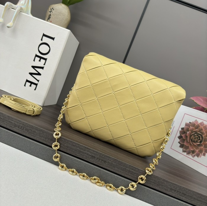 Goya Puffer Bag In Pleated Shiny Nappa Lambskin“23*17*9CM”-0021=