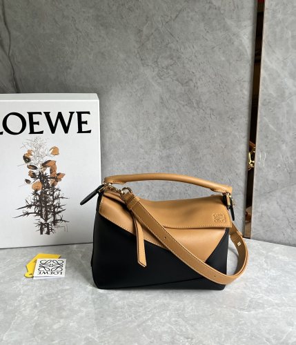 Puzzle Edge Bag In Soft Grained Calfskin“24*16.5*10.5CM”-009=