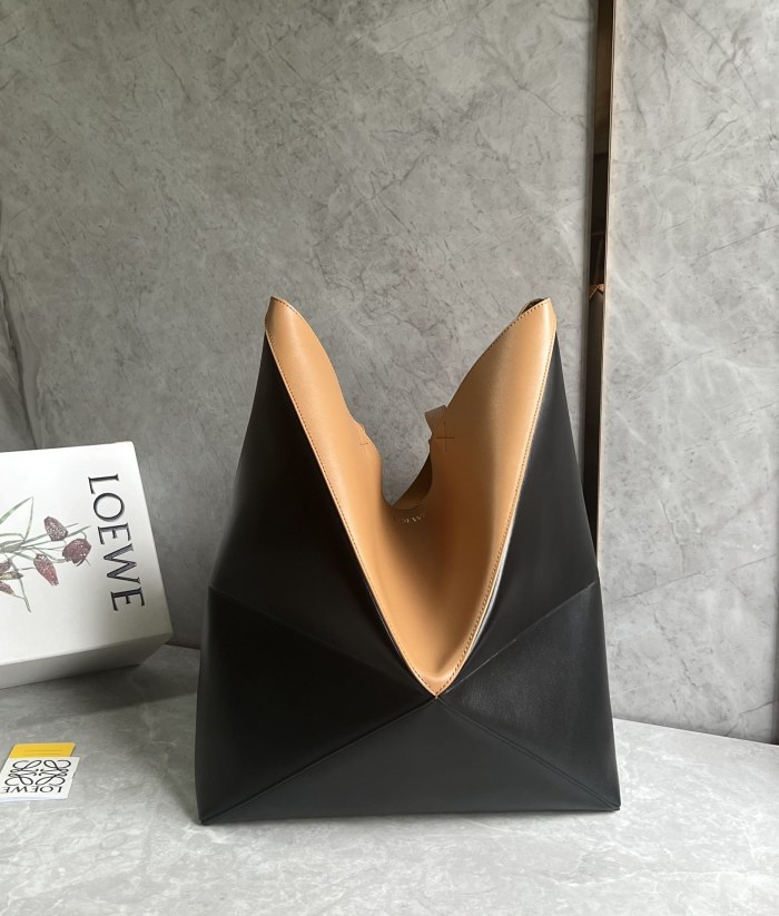Puzzle Fold Tote In Shiny Calfskin“42*41*18CM”-0501=