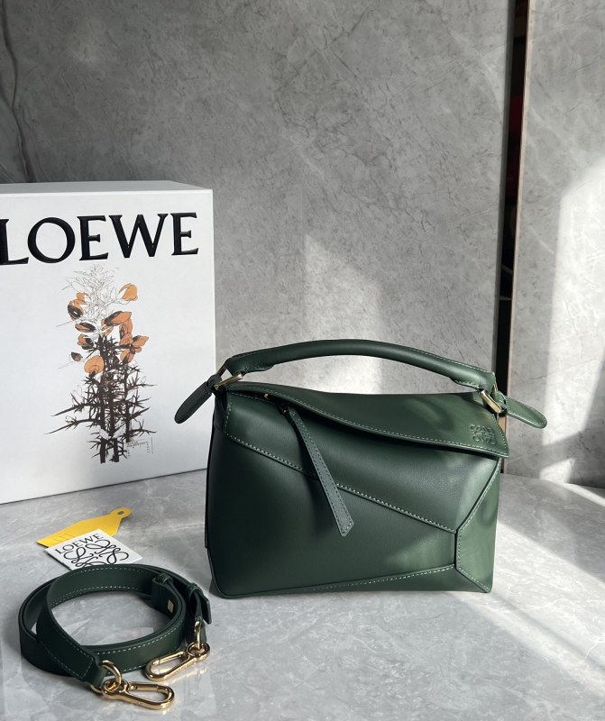 Puzzle Edge Bag In Soft Grained Calfskin“24*16.5*10.5CM”-009=