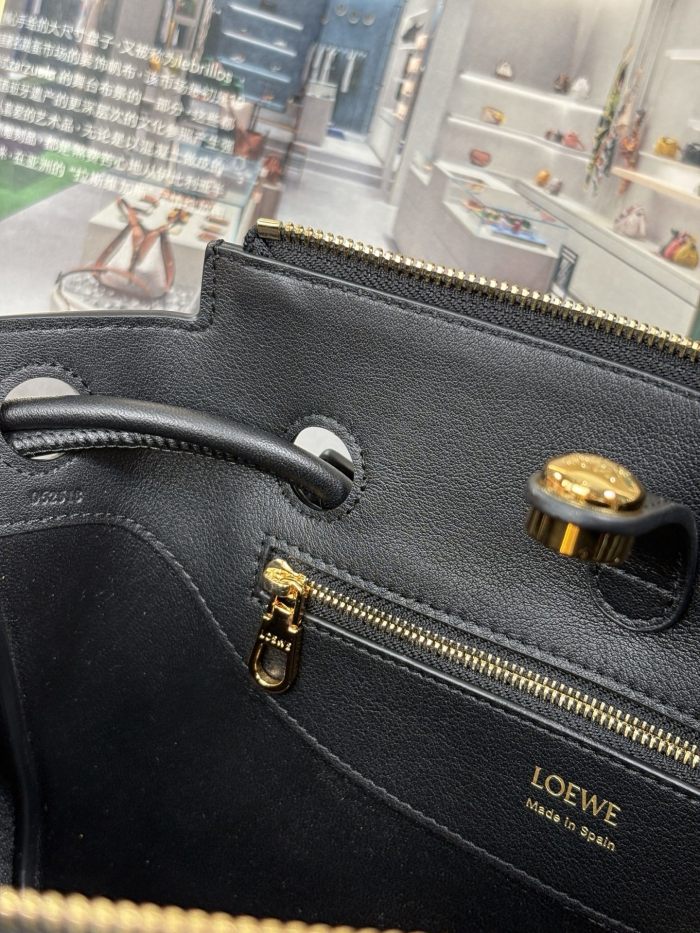 Small Madrid bag in smooth calfskin“23.5*19*10CM”-009=