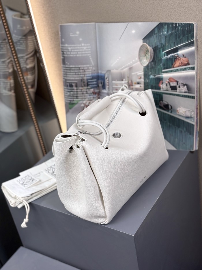 Medium Madrid bag in supple calfskin“28.5*23*11CM”-089=