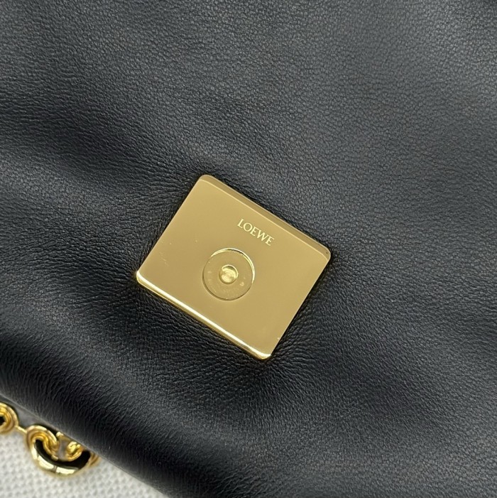 Goya Puffer Bag In Pleated Shiny Nappa Lambskin“23*17*9CM”-0021=