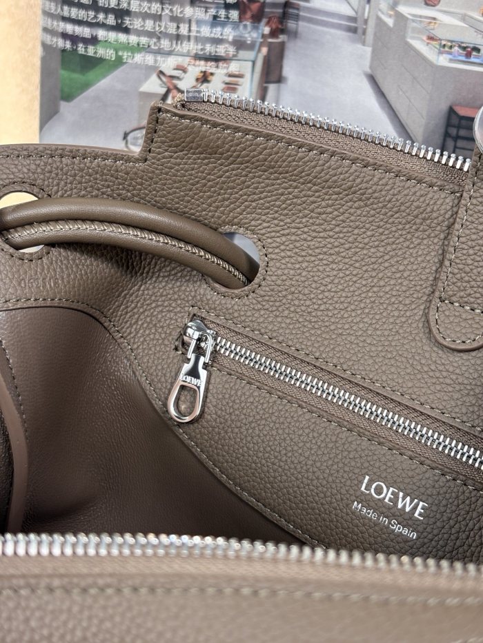 Medium Madrid bag in supple calfskin“28.5*23*11CM”-089=