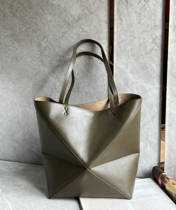 Puzzle Fold Tote In Shiny Calfskin“42*41*18CM”-0501=