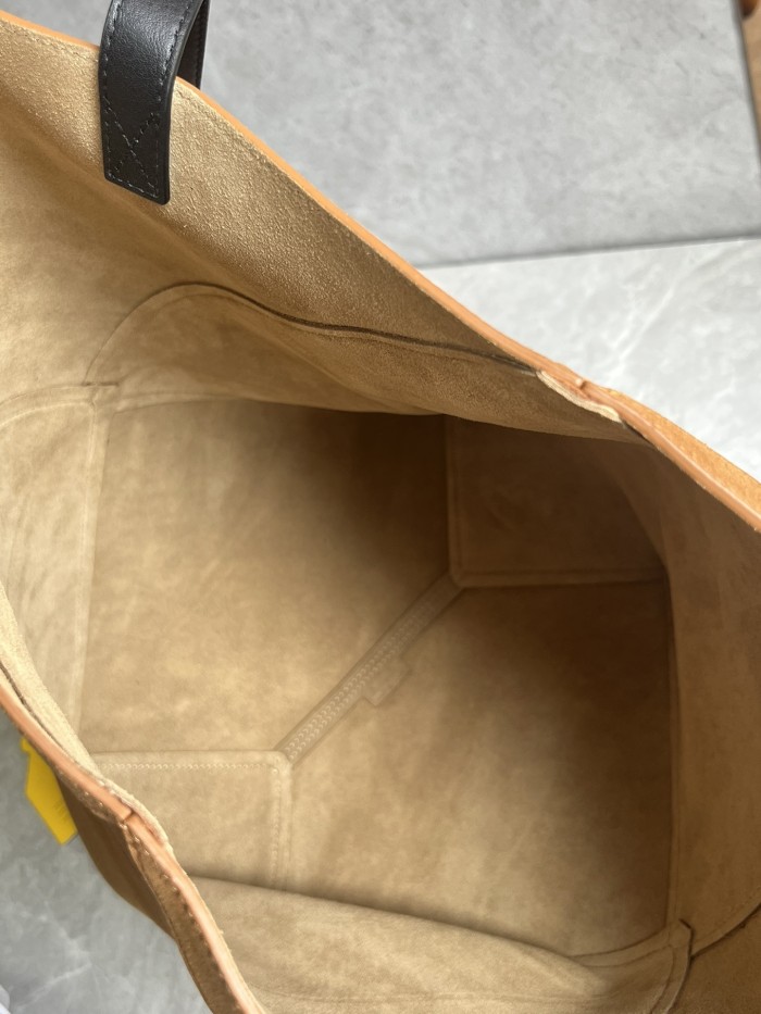 Puzzle Fold Tote In Shiny Calfskin“42*41*18CM”-0501=