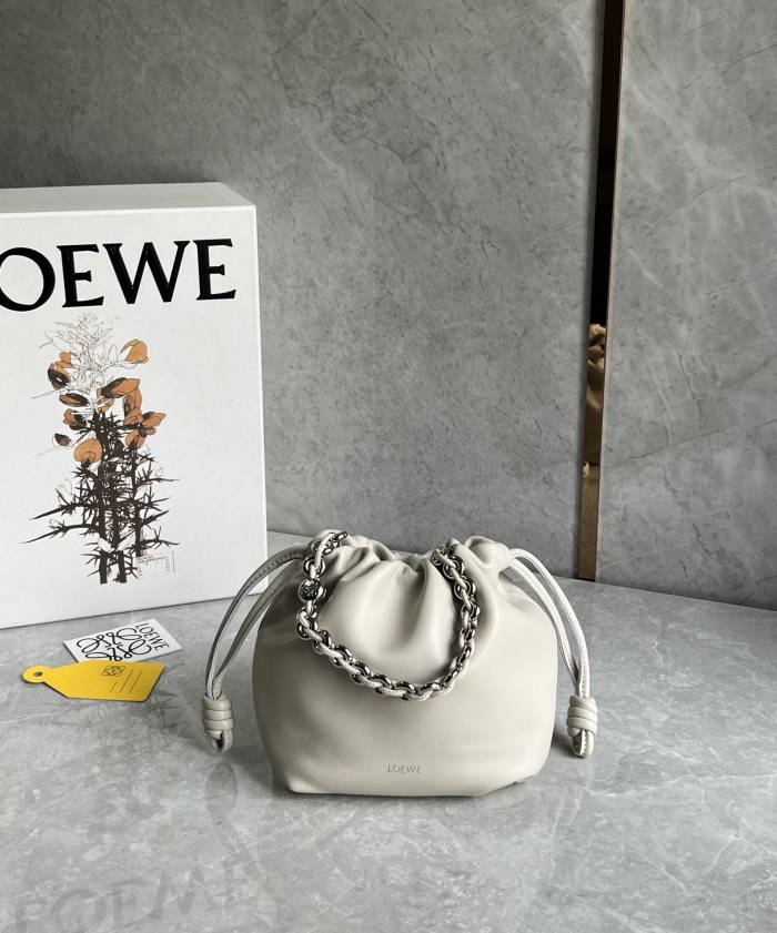 Flamenco Purse Bucket In Mellow Nappa Lambskin“23*17*5.5”-038=