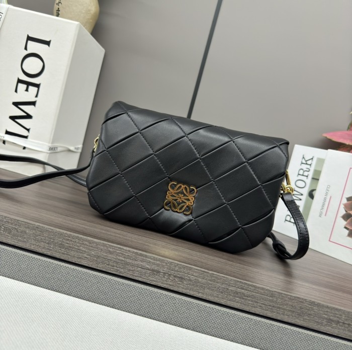 Goya Puffer Bagin Pleated Shiny Nappa Lambskin“20*13*6CM”-039=