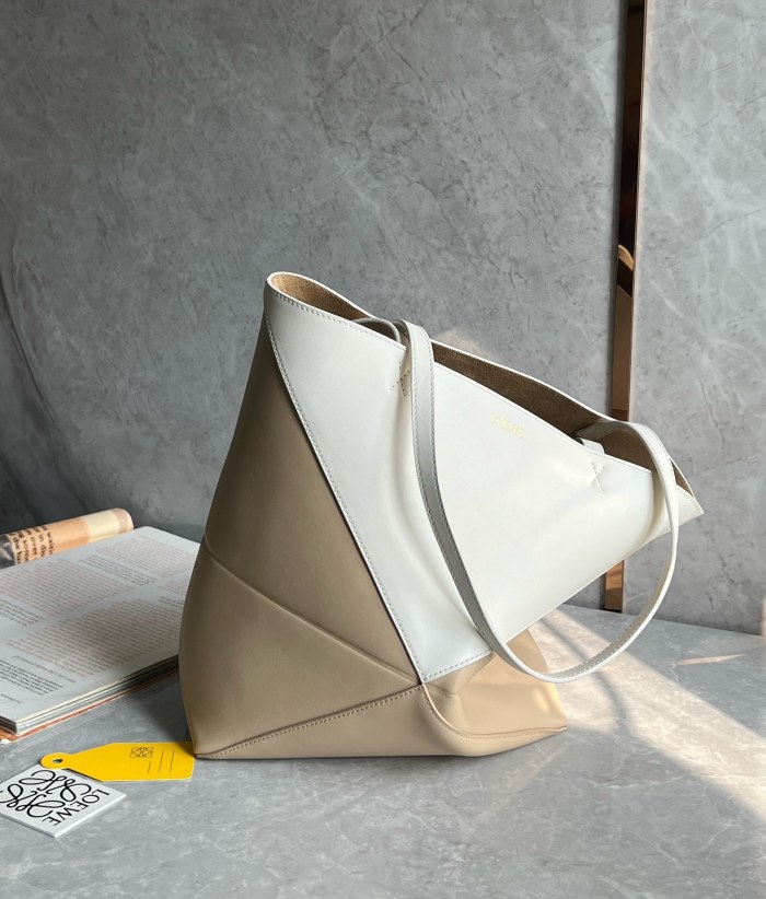 Puzzle Fold Tote In Shiny Calfskin“31.5*25.5*14.5CM”-058=