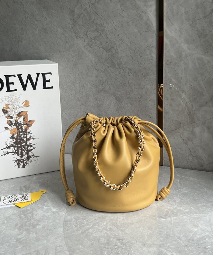 Flamenco Purse Bucket In Mellow Nappa Lambskin“32*24*17CM”-029=