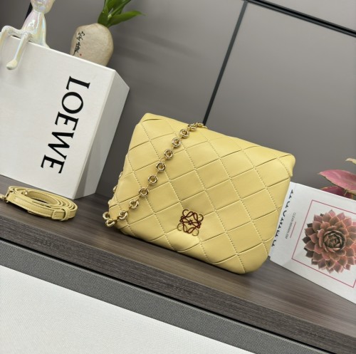 Goya Puffer Bag In Pleated Shiny Nappa Lambskin“23*17*9CM”-0021=