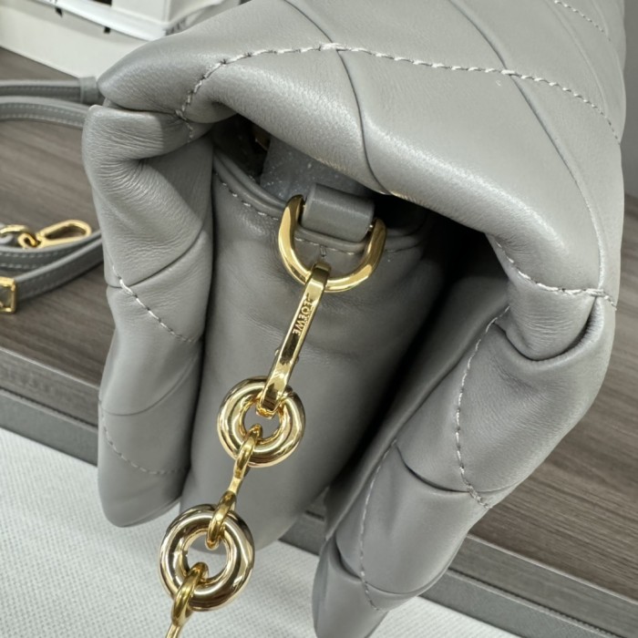 Goya Puffer Bag In Pleated Shiny Nappa Lambskin“23*17*9CM”-0021=