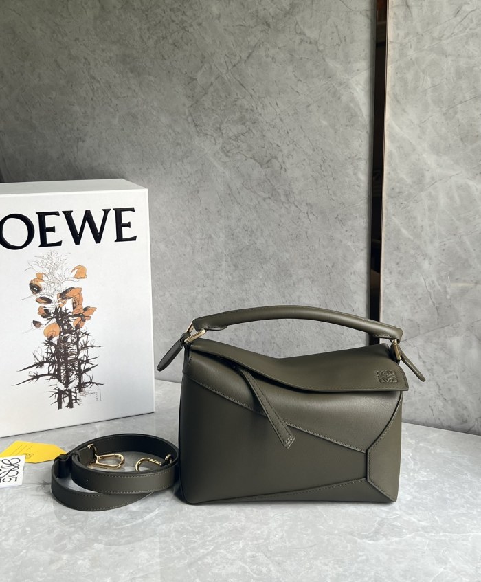 Puzzle Edge Bag In Soft Grained Calfskin“24*16.5*10.5CM”-009=