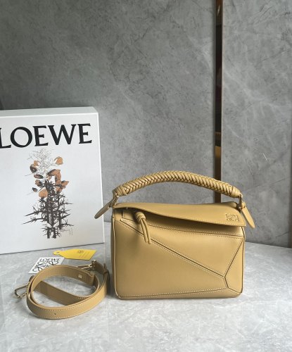 Puzzle Edge Bag In Soft Grained Calfskin“24*16.5*10.5CM”-009=