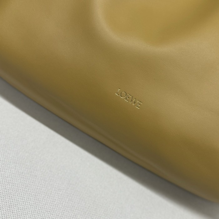 Flamenco Clutch In Nappa Calfskin“41*26*9CM”-009=
