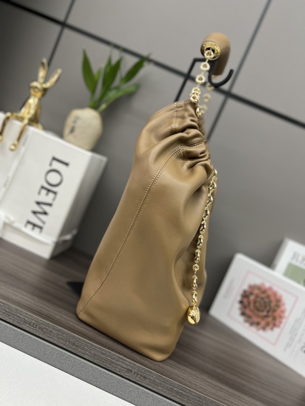 Squeeze Bag In Mellow Nappa Lambskin“34*33*13.5CM”-059=