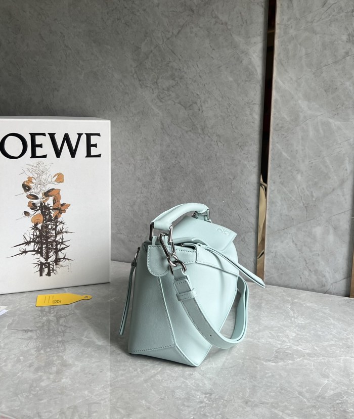 Puzzle Edge Bag In Soft Grained Calfskin“24*16.5*10.5CM”-009=
