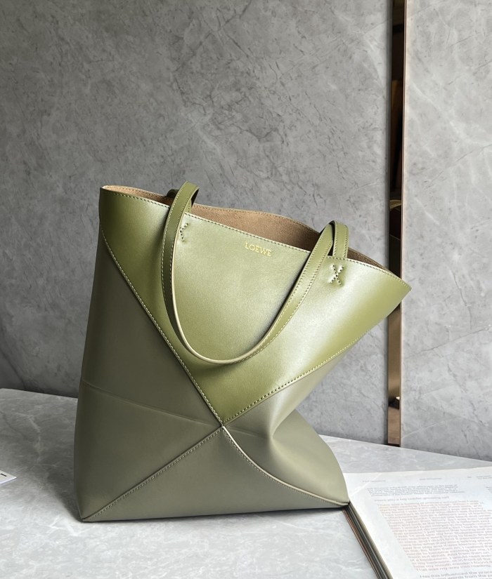 Puzzle Fold Tote In Shiny Calfskin“31.5*25.5*14.5CM”-058=