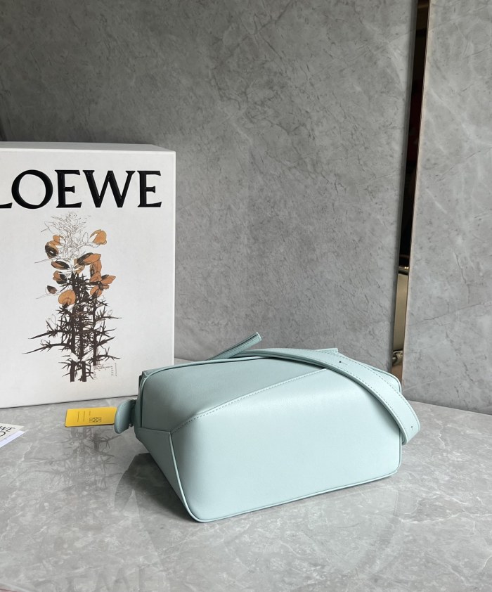 Puzzle Edge Bag In Soft Grained Calfskin“24*16.5*10.5CM”-009=