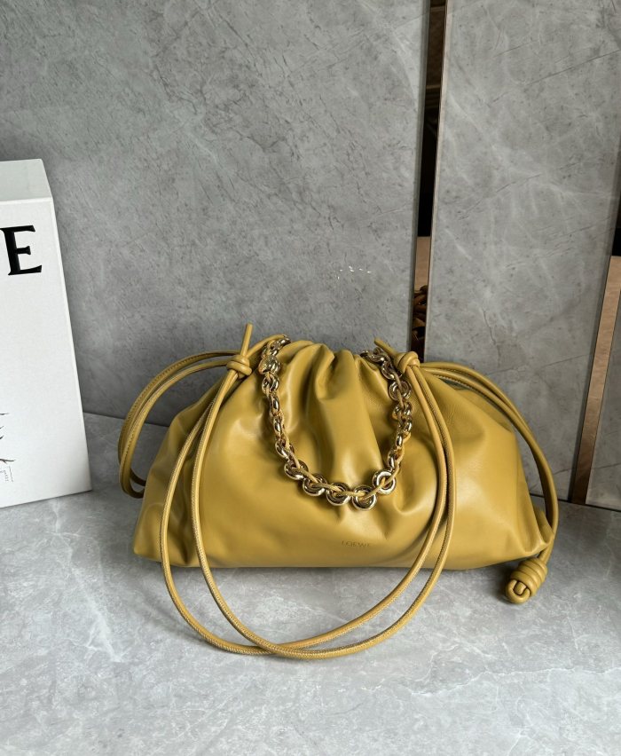 Flamenco Purse In Mellow Nappa Lambskin“41*26*9”-0011=