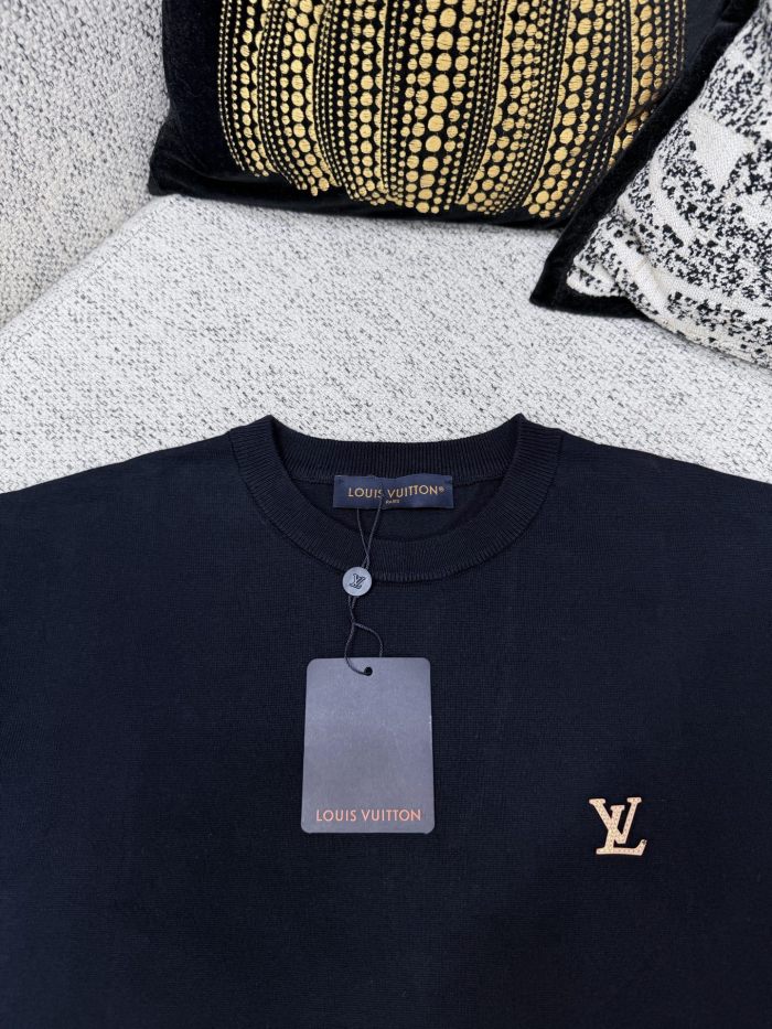 TEES
