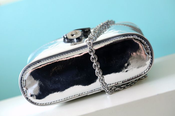 Vanity Chain Pouch “19*11.5*6.5CM” 086